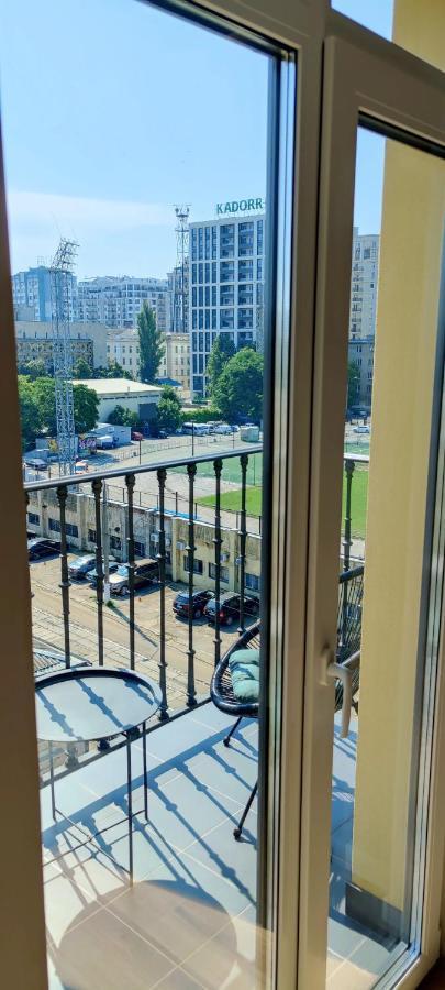 Wood Apartment Odesa Exterior foto